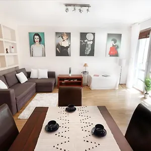 Cosy And Bright- Golden Apartments- Old Town Апартаменты Варшава